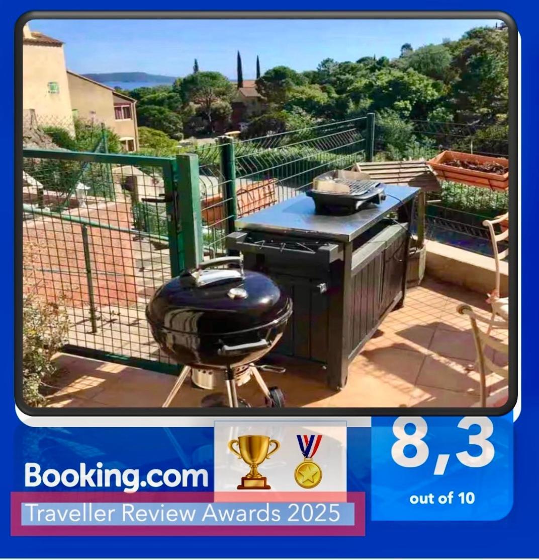 Cavalaire Vue Mer Au Loin Maisonnette Tout Equipee Pour 4 Personnes Avec Piscine Clim Wifi Velos Tv Barbecues Екстериор снимка