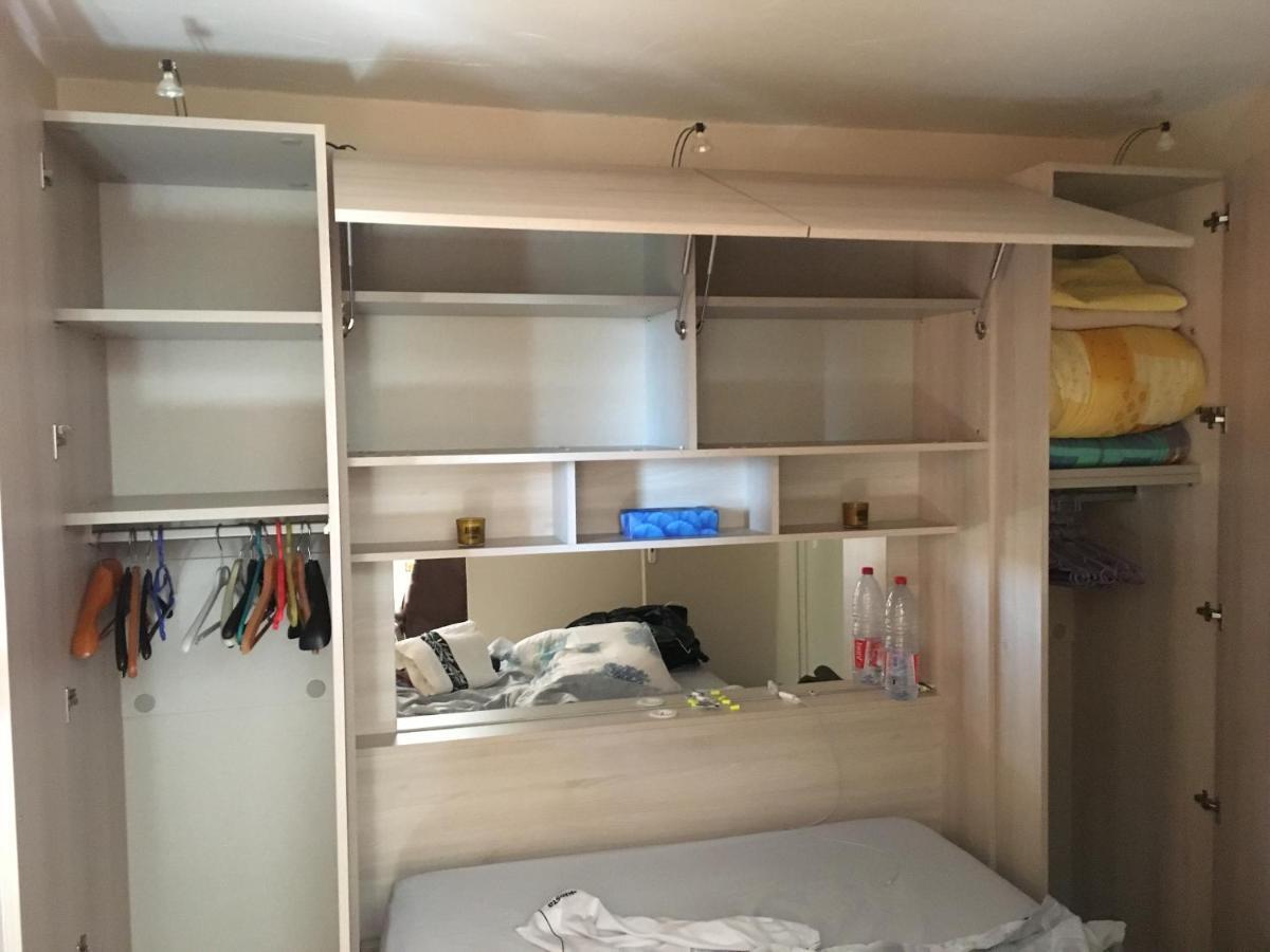 Cavalaire Vue Mer Au Loin Maisonnette Tout Equipee Pour 4 Personnes Avec Piscine Clim Wifi Velos Tv Barbecues Екстериор снимка